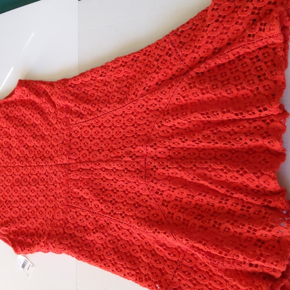 Anthropology San & Soni Women's Red Lace Dress Size 8 NWOT - Picture 14 of 16